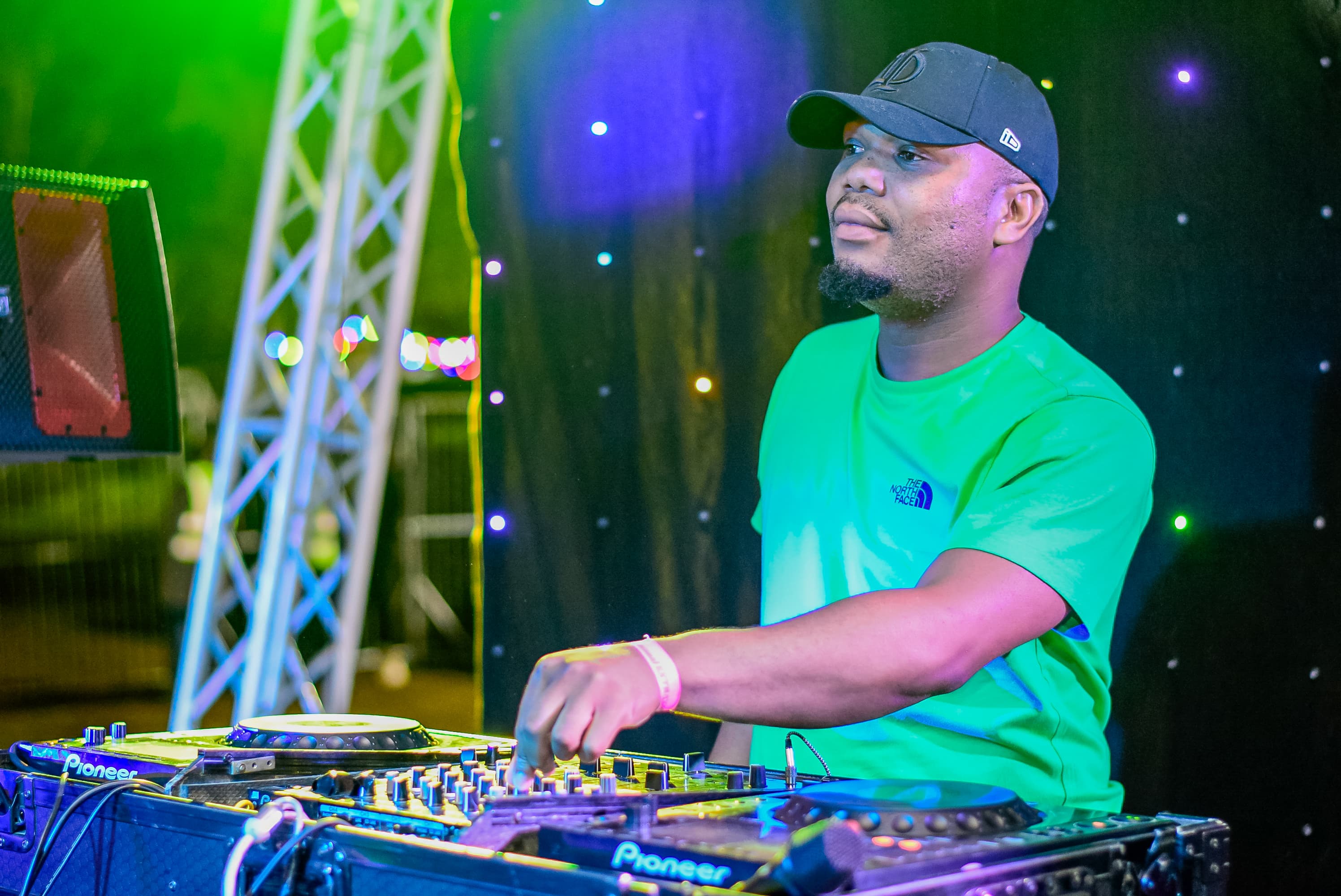 DJ Live Performance